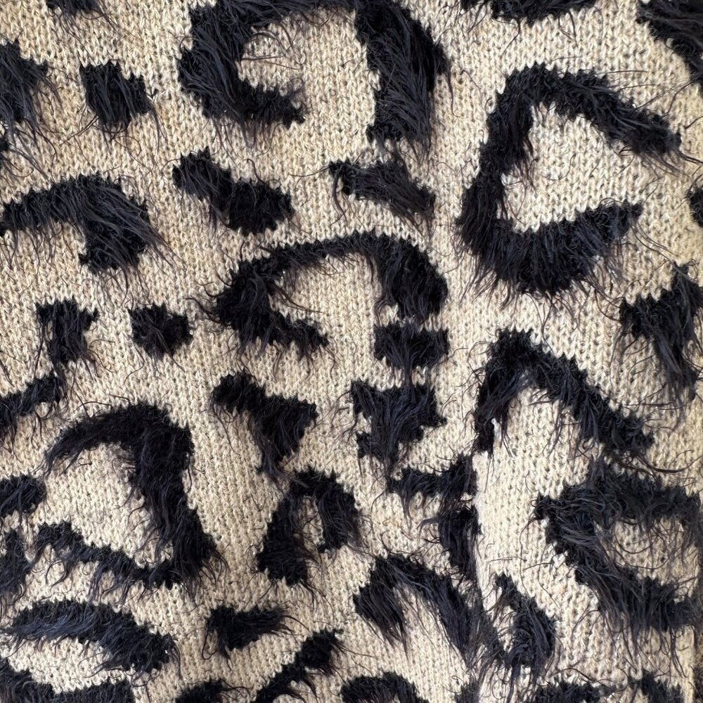 Marc New York Women’s XL Sweater SOFT Thick Fur Feel Long Sleeve Animal Print - Picture 5 of 11